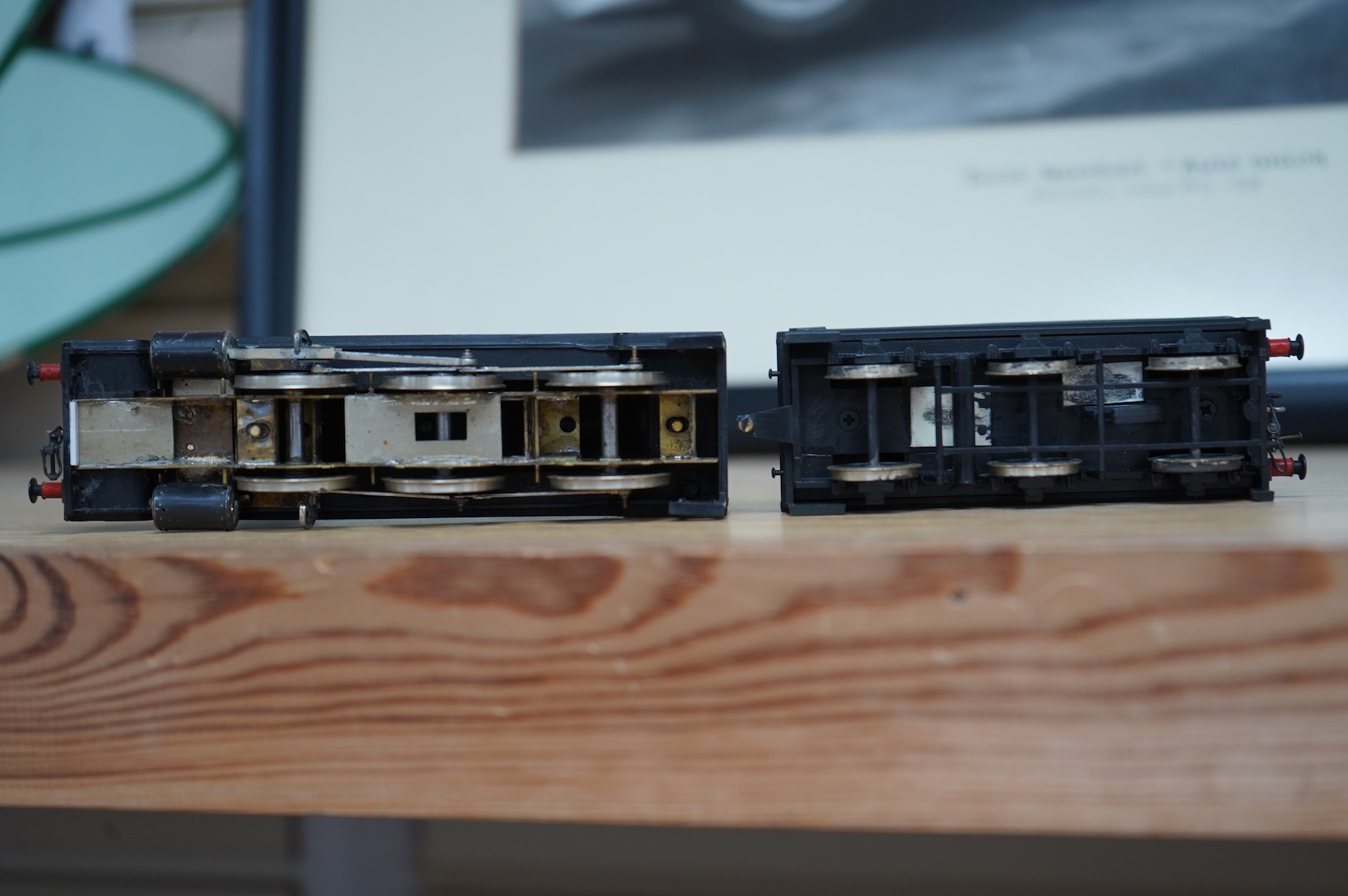 Four scratch/kit built EM gauge brass and white metal Southern Railway Class Q1 0-6-0 locomotives, all in various states of construction